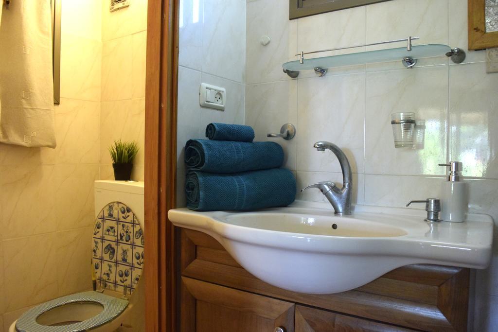 Dutch Farm Israel Bed & Breakfast Sede Zevi Екстериор снимка