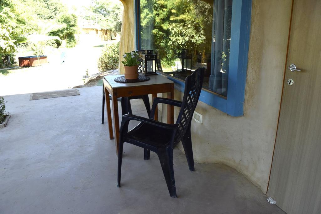 Dutch Farm Israel Bed & Breakfast Sede Zevi Екстериор снимка