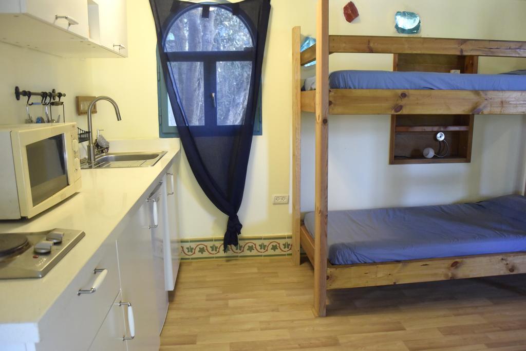 Dutch Farm Israel Bed & Breakfast Sede Zevi Екстериор снимка
